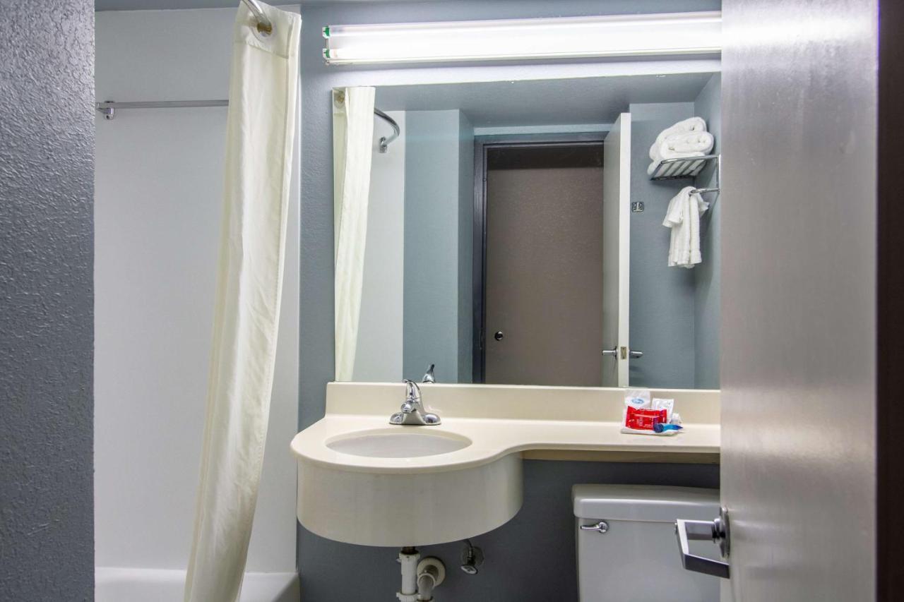 Surestay By Western Medical Center Hotel 3*